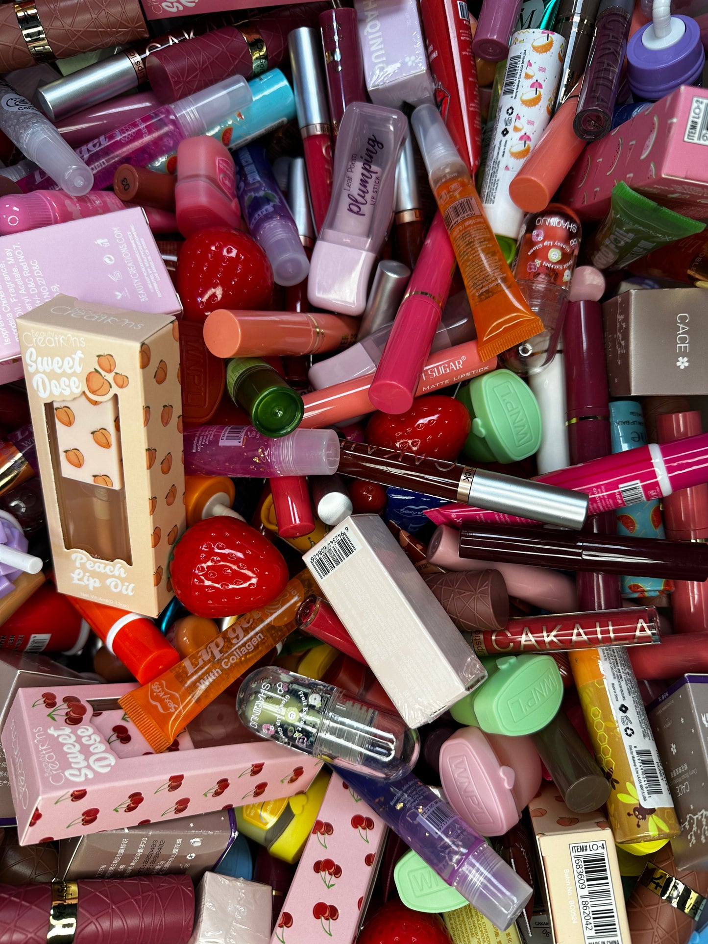Delushious Gloss Scoop (32 Glosses)