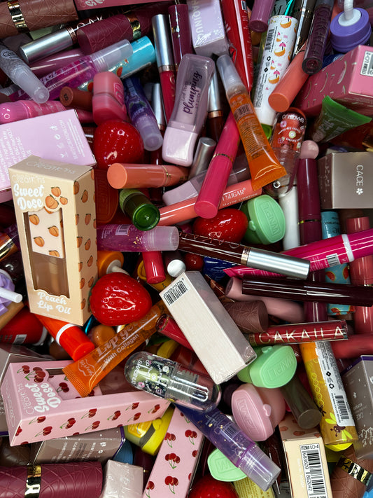 Delushious Gloss Scoop (32 Glosses)